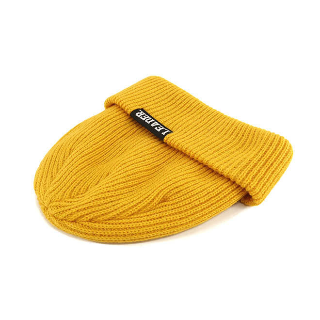 Custom Outdoor Warm Men Women Woven Label Logo Knitted Cap Winter Hat