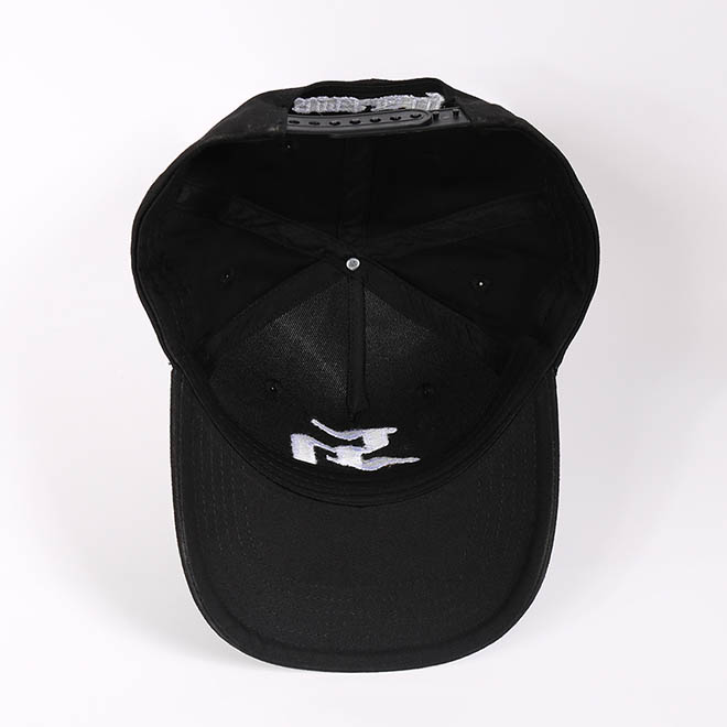 Custom 5 Panel Cotton 3D Embroidery Logo Curved Brim Sports Hat Baseball Cap