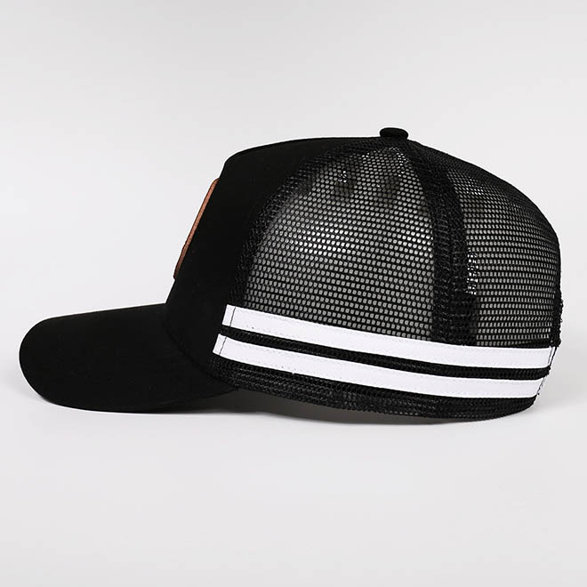 Custom 5 Panel Leather Patch Logo Cotton Side Strap Curved Brim Mesh Cap Trucker Hat