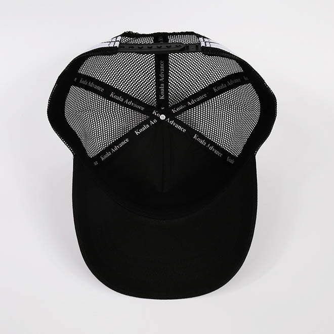 Custom 5 Panel Leather Patch Logo Cotton Side Strap Curved Brim Mesh Cap Trucker Hat