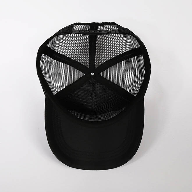 Custom 5 Panel Towel Embroidery Logo Curved Brim Foam Mesh Cap Trucker Hat