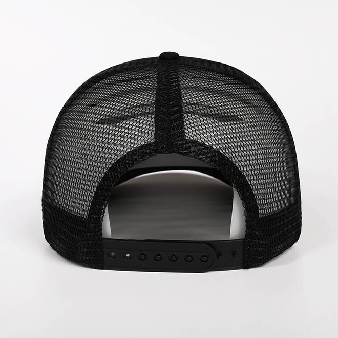 Custom 5 Panel Towel Embroidery Logo Curved Brim Foam Mesh Cap Trucker Hat