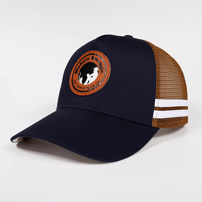 Custom 5 Panel Cotton Leather Patch Logo Printed Under Brim Side Strap Mesh Cap Trucker Hat