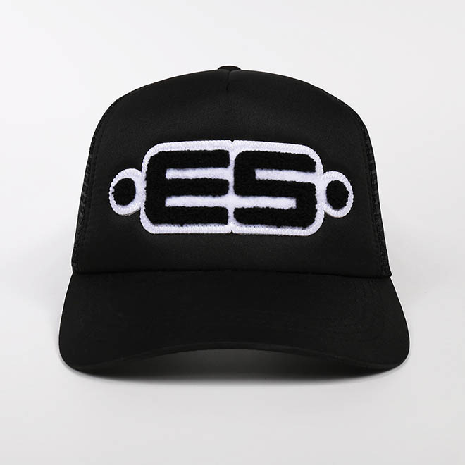 Custom 5 Panel Towel Embroidery Logo Curved Brim Foam Mesh Cap Trucker Hat