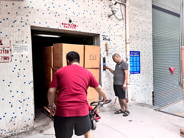 Loading and shipping