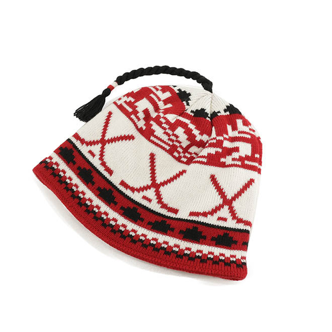 Custom Women Warm Two Tone Embroidery Logo Knitted Cap Winter Hat